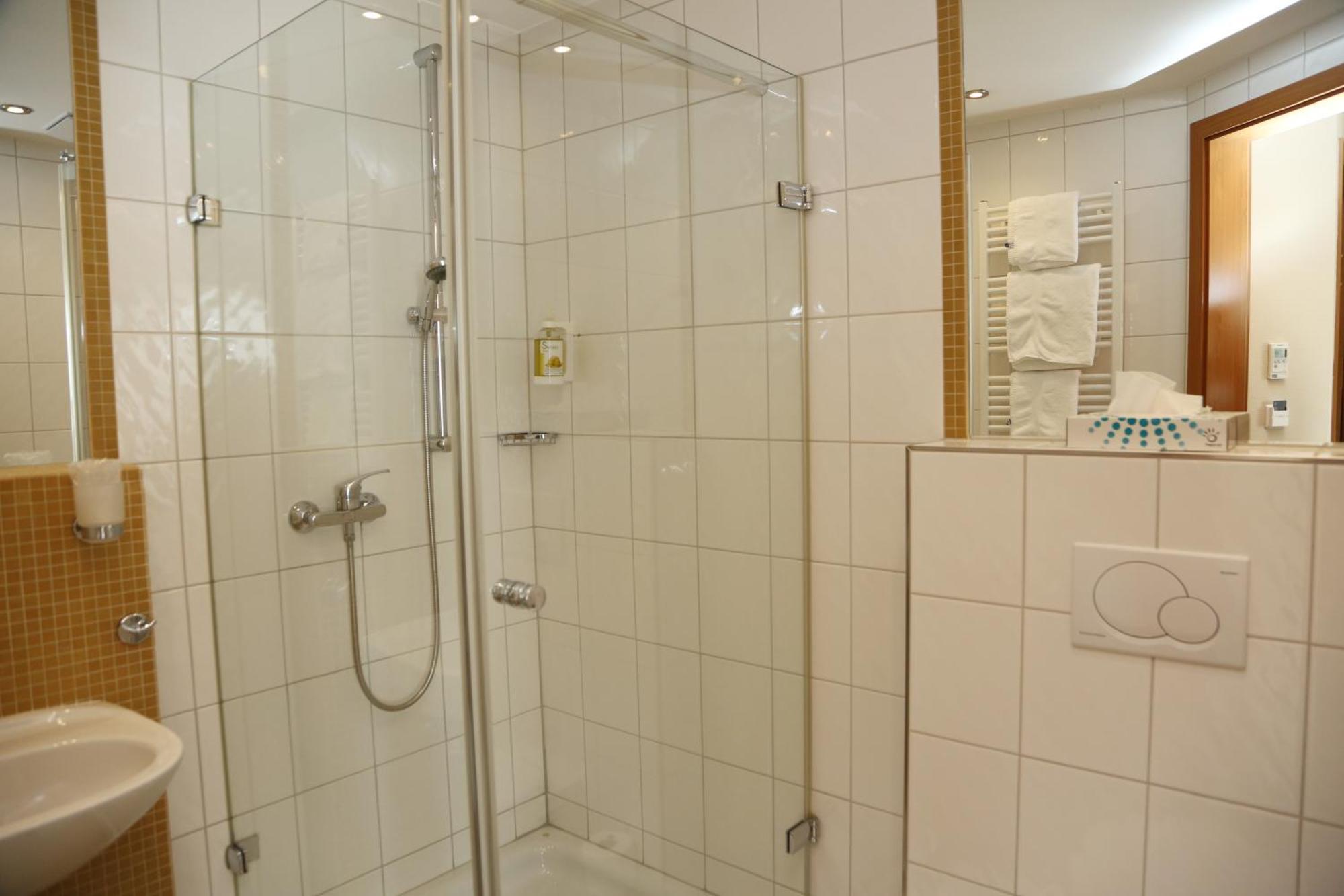 Hotel Lindleinsmuehle Würzburg Buitenkant foto